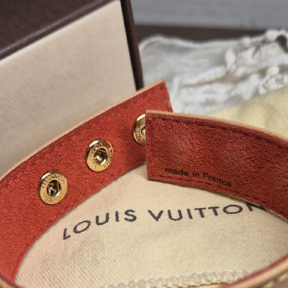 Louis Vuitton Beige Leather Bracelet with Gold Accents - Picture 4 of 5